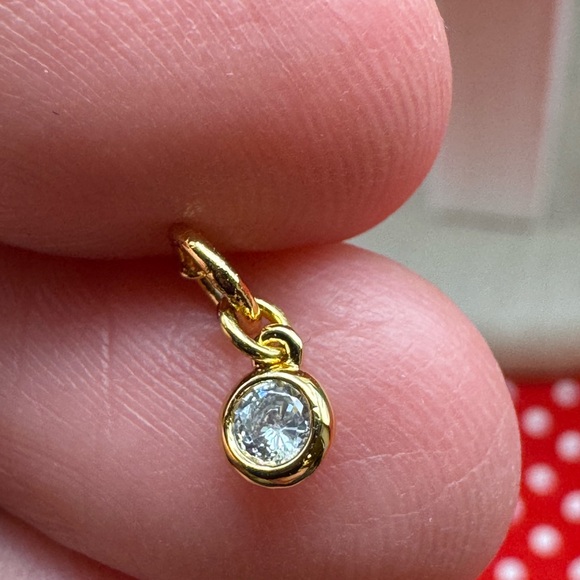 2035-AOHP Kate Spade “Everyday Spade” Cubic Zirconia Stud  & Pendent Set NWT - Picture 14 of 15